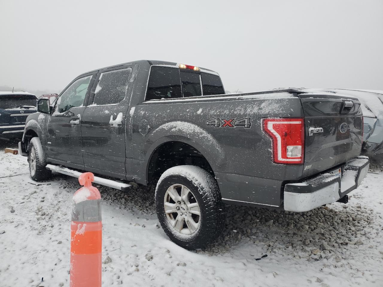 2015 Ford F-150 - Image 2
