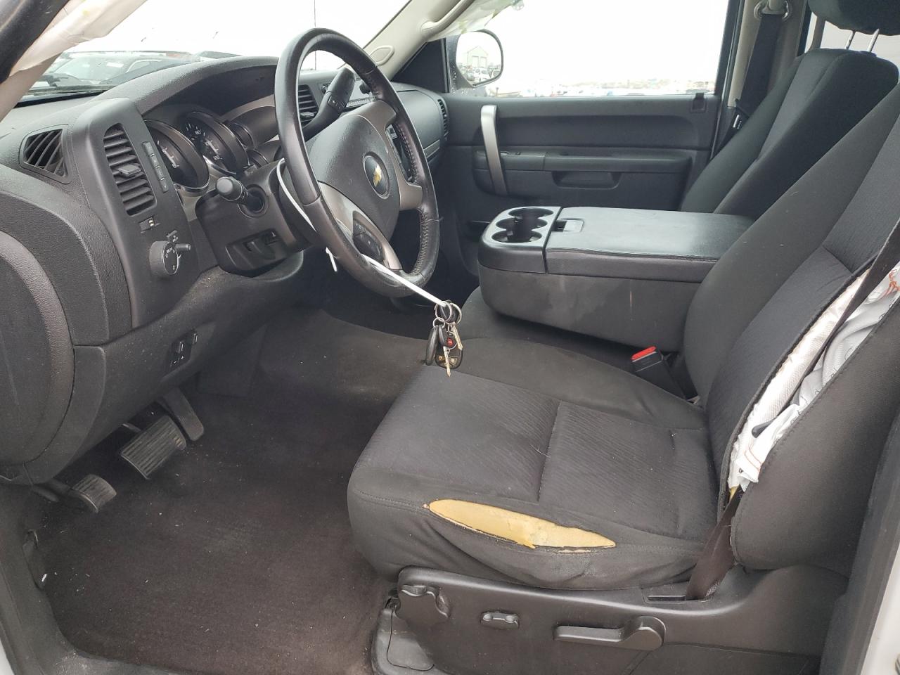 2012 Chevrolet Silverado - Image 7