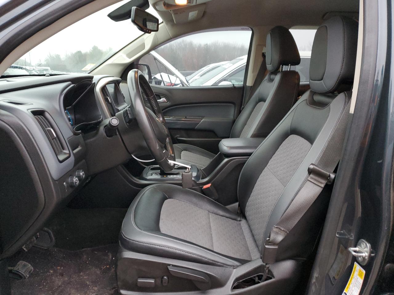 2017 Chevrolet Colorado - Image 7