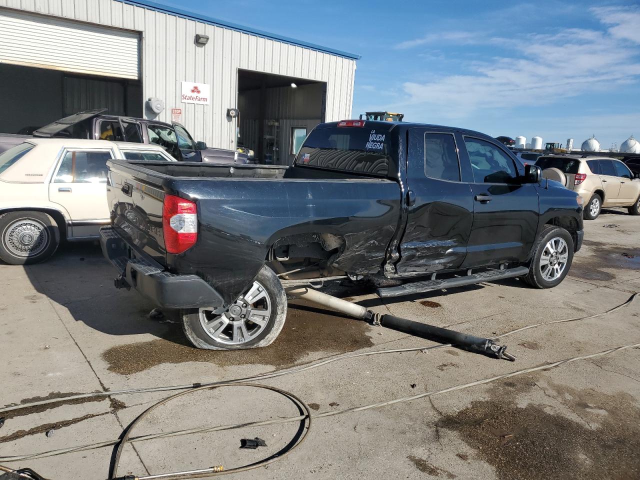 2019 Toyota Tundra - Image 3