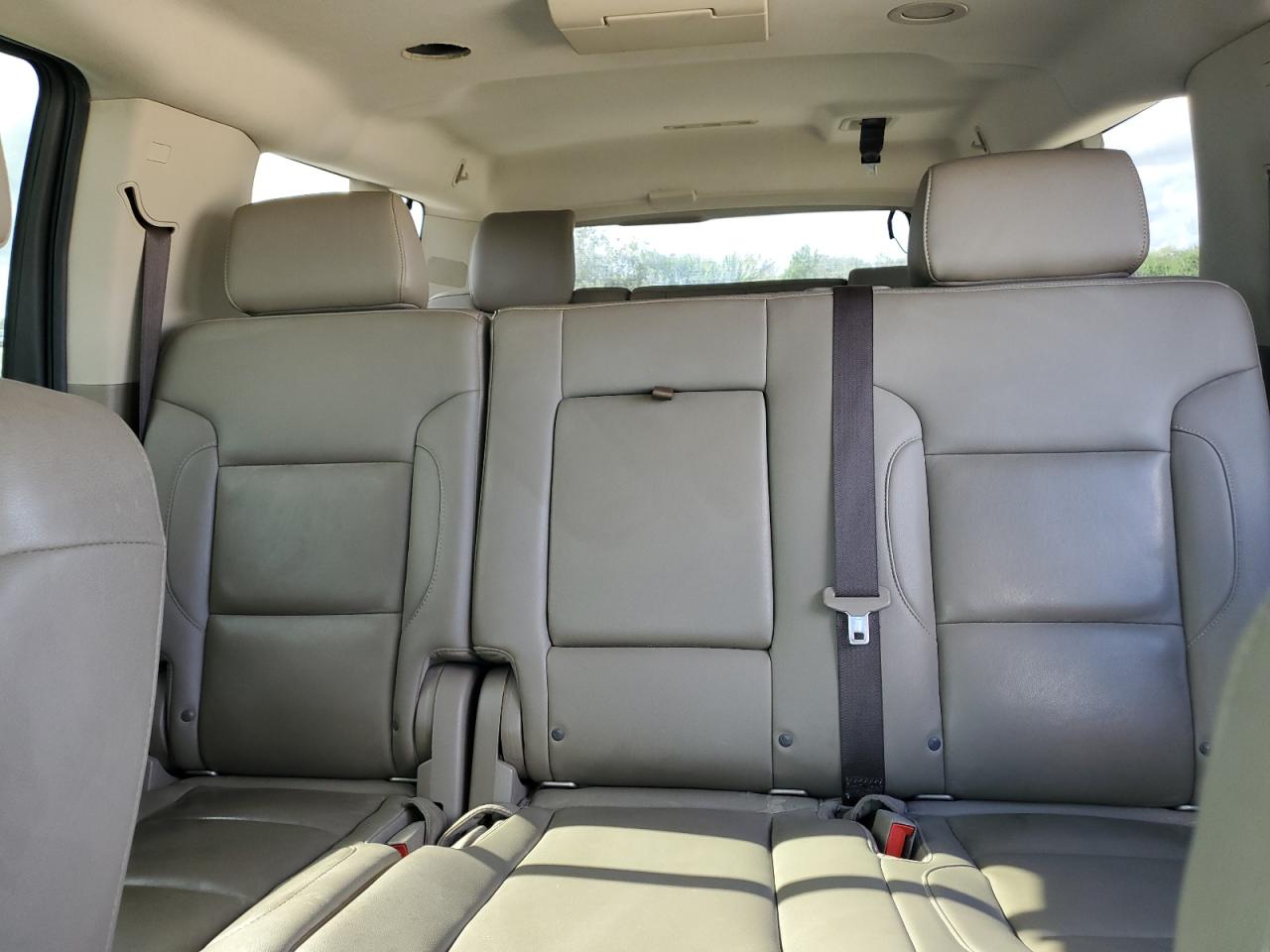 2018 GMC Yukon - Image 10