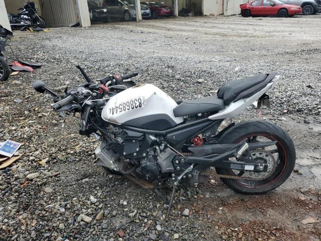 undisplay YAMAHA FZ600-800 2012 Білий