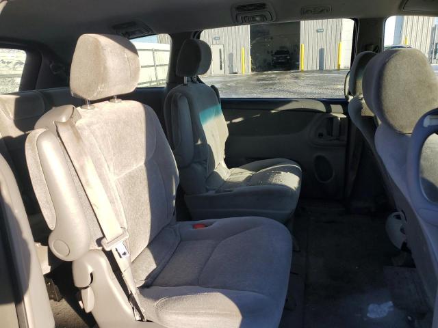 2004 TOYOTA SIENNA CE