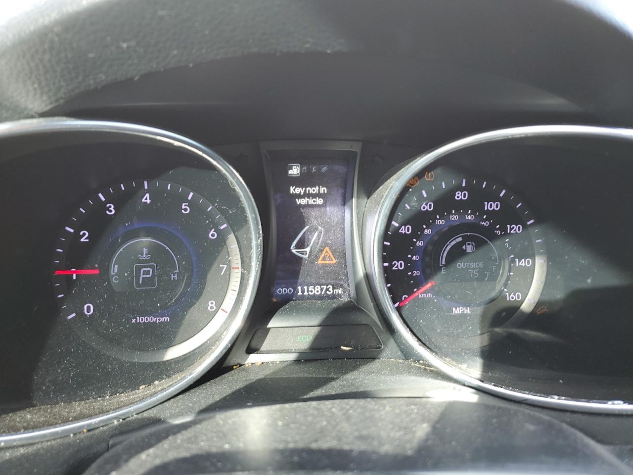 2014 Hyundai Santa Fe - Image 9