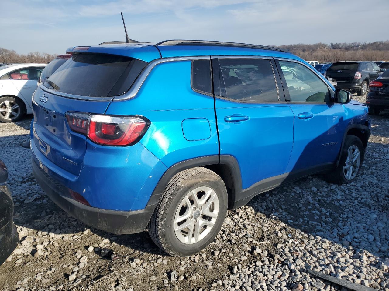 2019 Jeep Compass - Image 3
