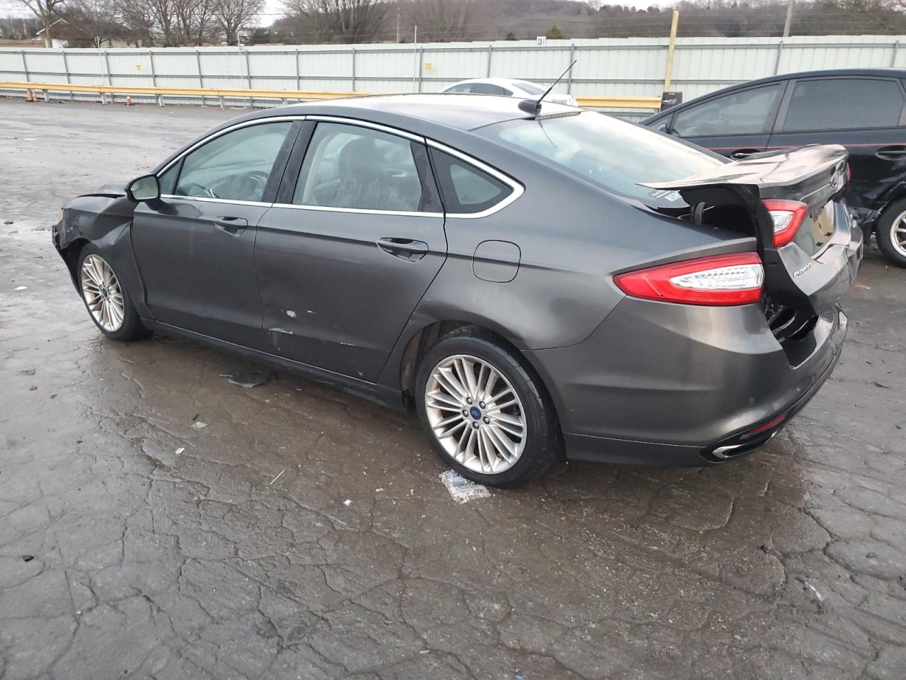 VIN 3FA6P0H97GR336107 2016 FORD FUSION no.2