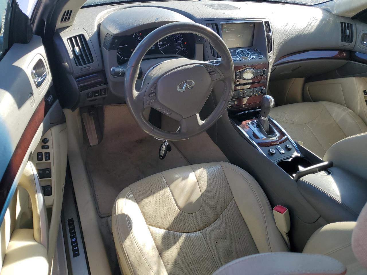 VIN JN1CV6FE3FM811347 2015 INFINITI Q60 no.8