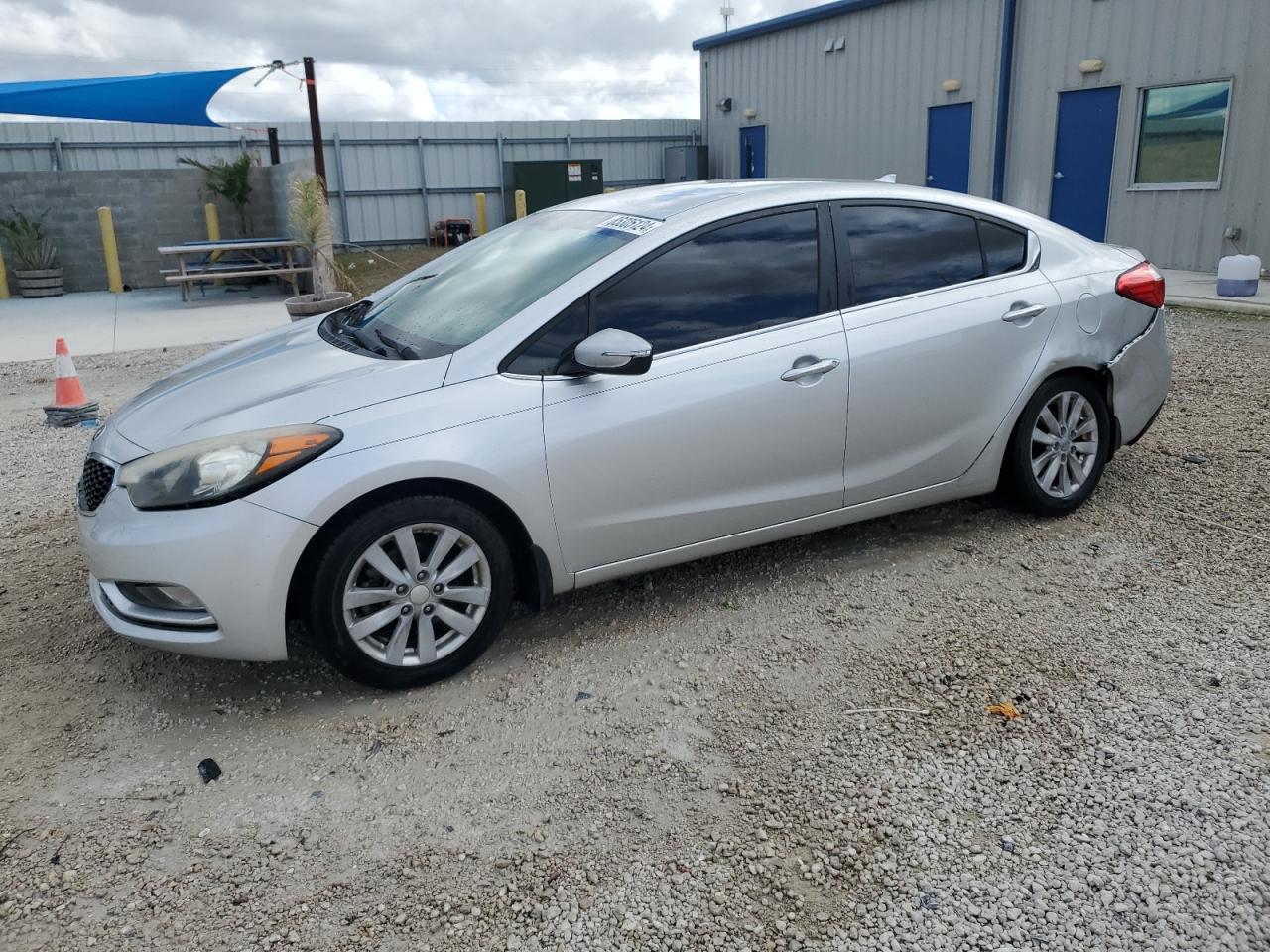 KNAFX4A80F5265611 2015 KIA FORTE - Image 1