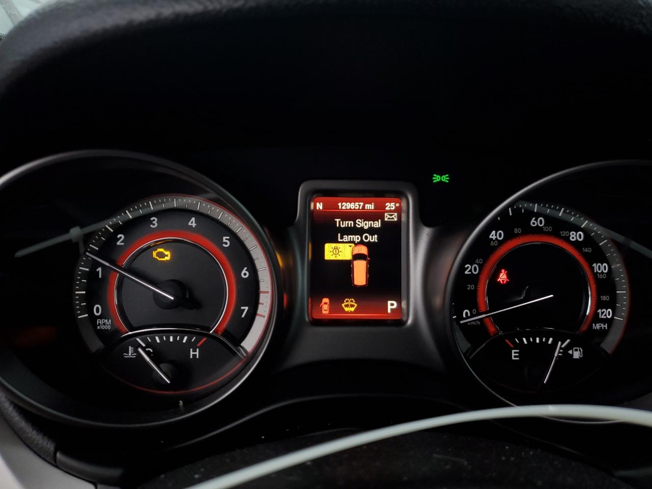 2015 Dodge Journey - Image 9