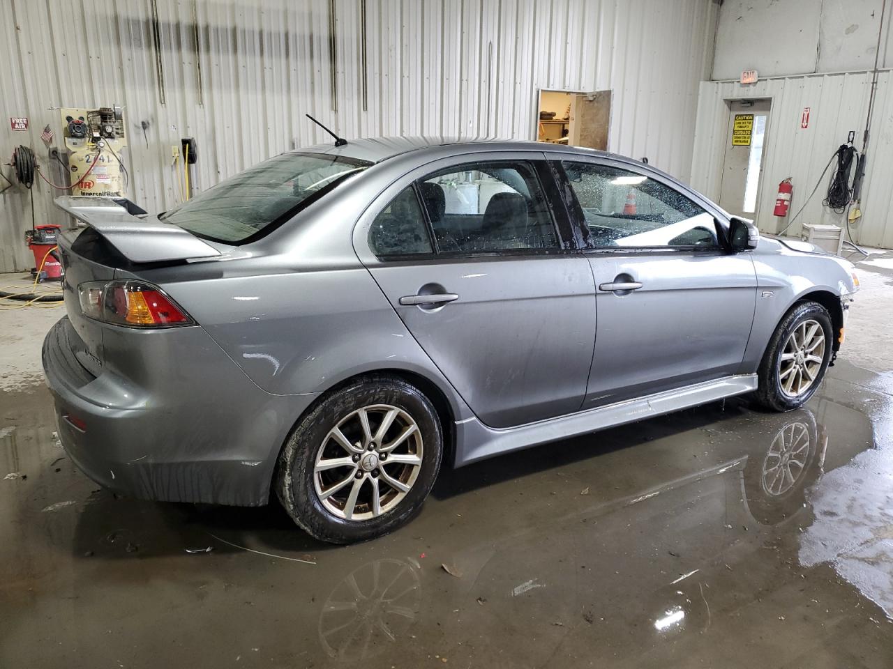 2016 Mitsubishi Lancer - Image 3