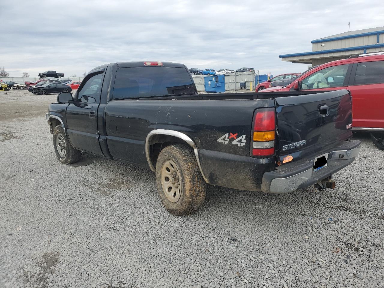 2006 GMC Sierra - Image 2