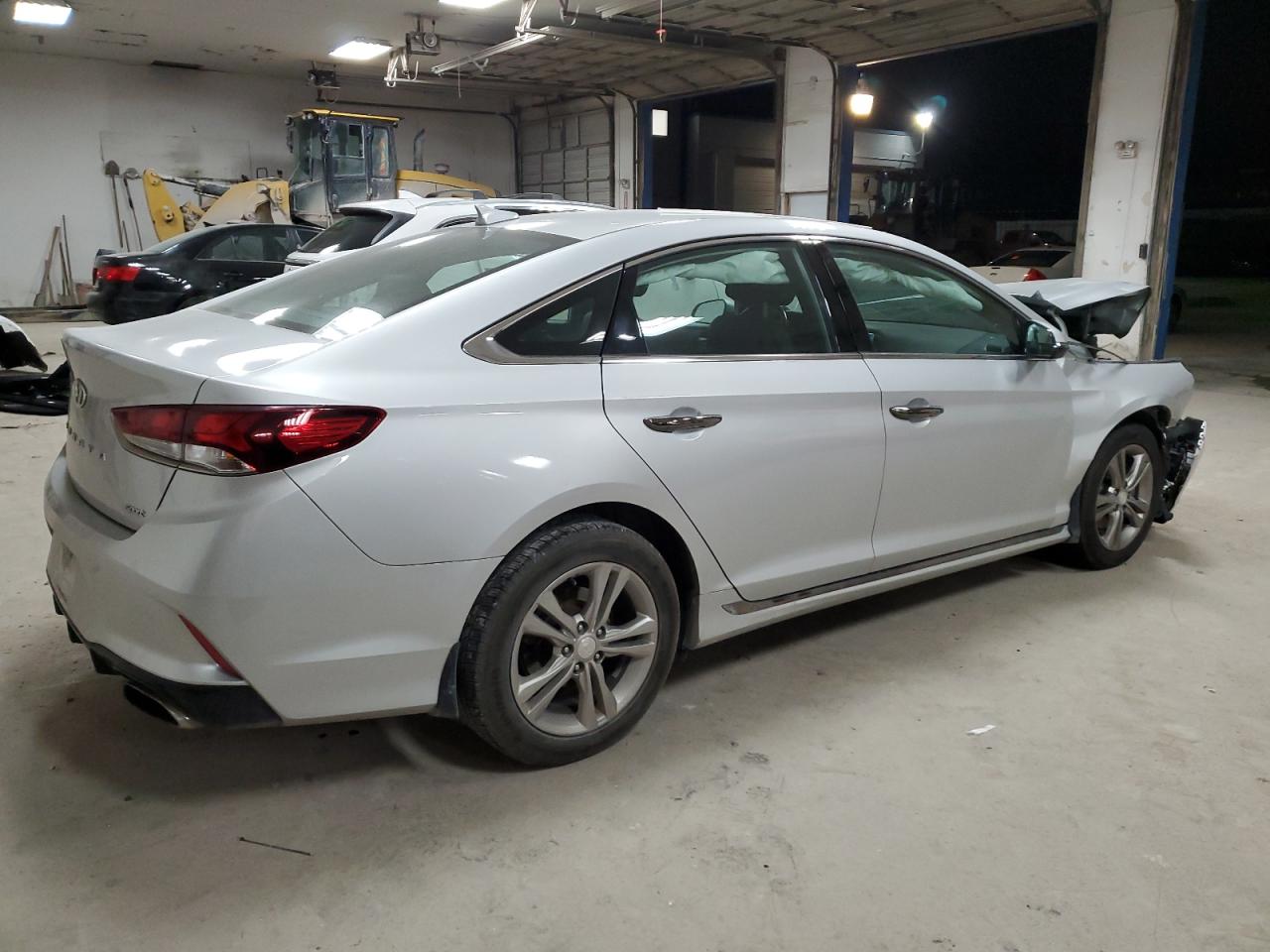 2019 Hyundai Sonata - Image 3