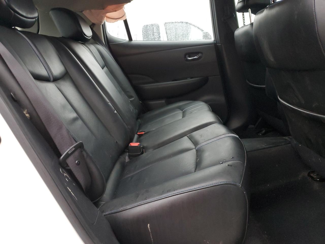 2019 Nissan Leaf - Image 10