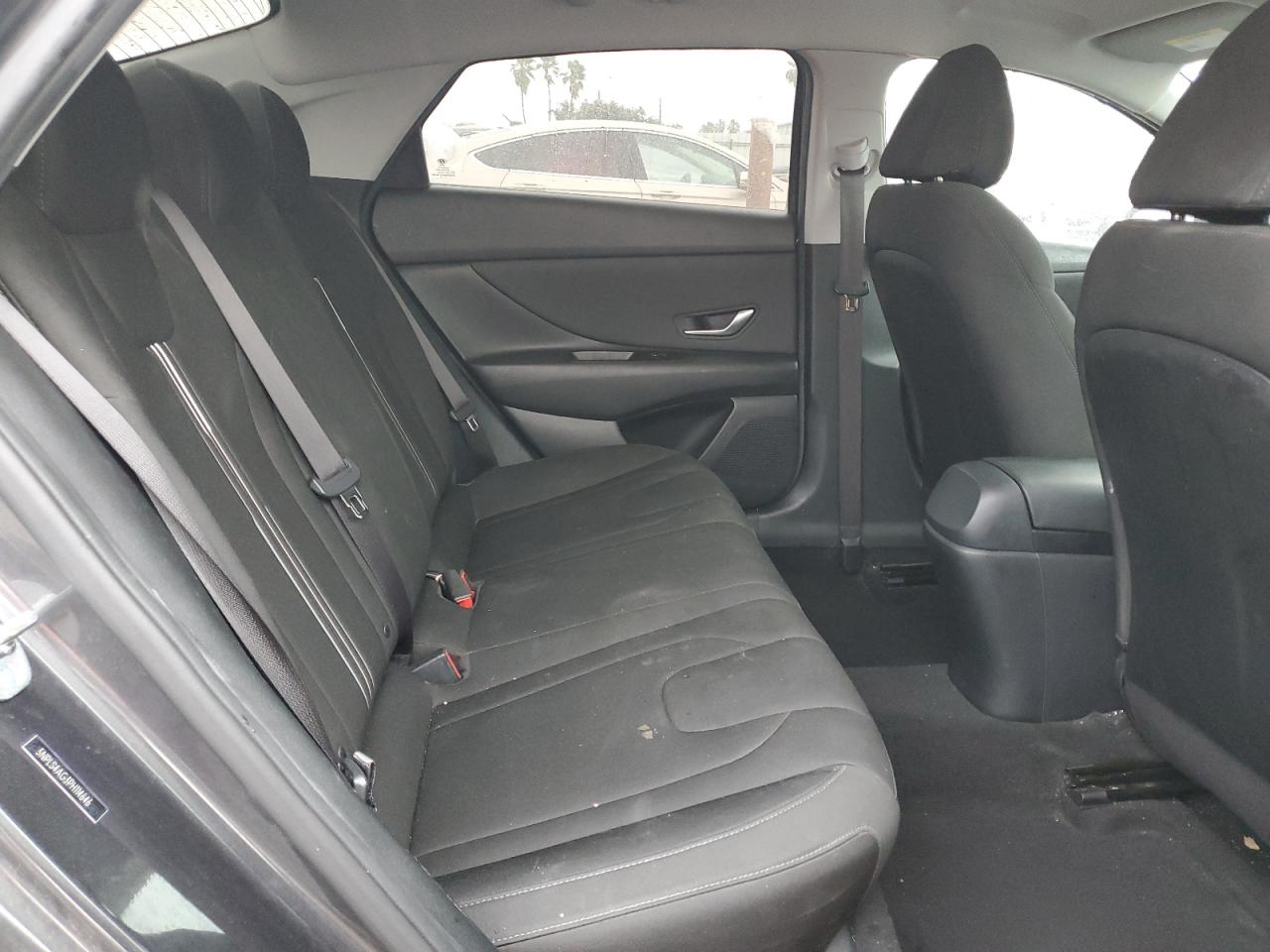 2023 Hyundai Elantra - Image 11