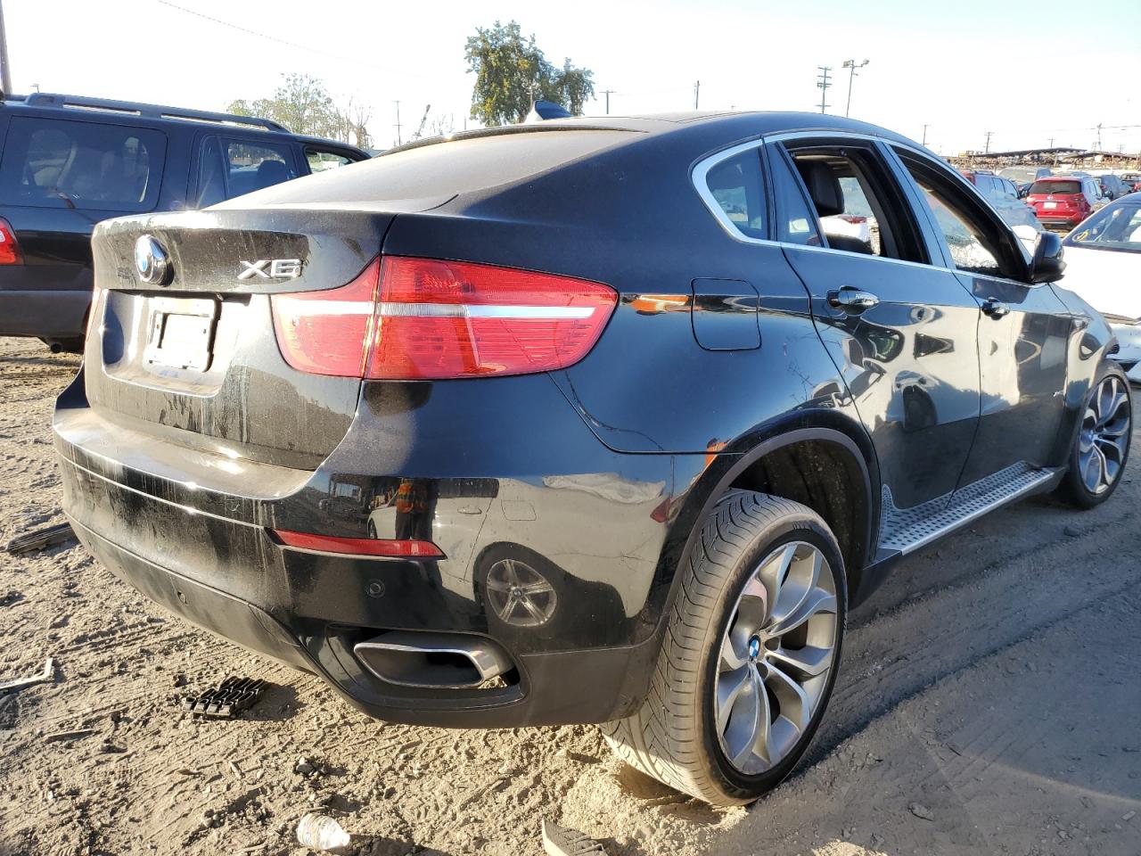 2011 BMW X6 - Image 3