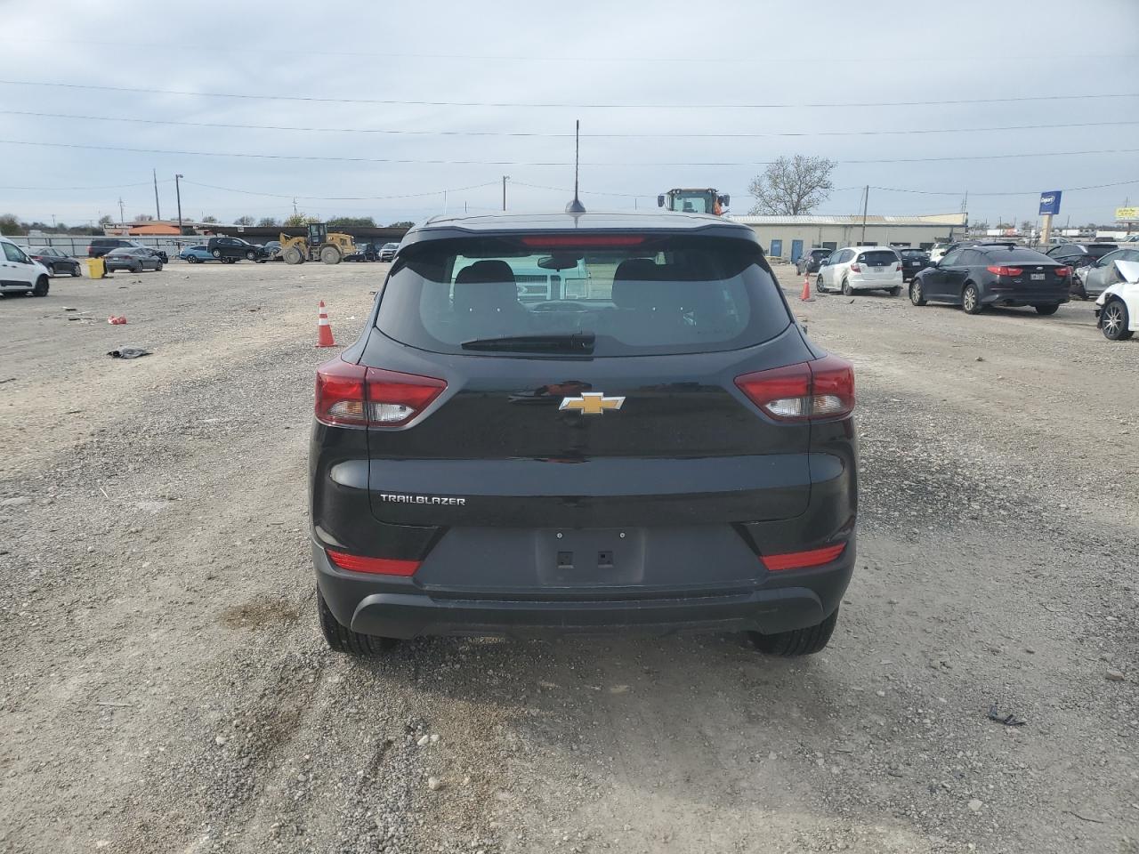 2023 Chevrolet TrailBlazer - Image 6