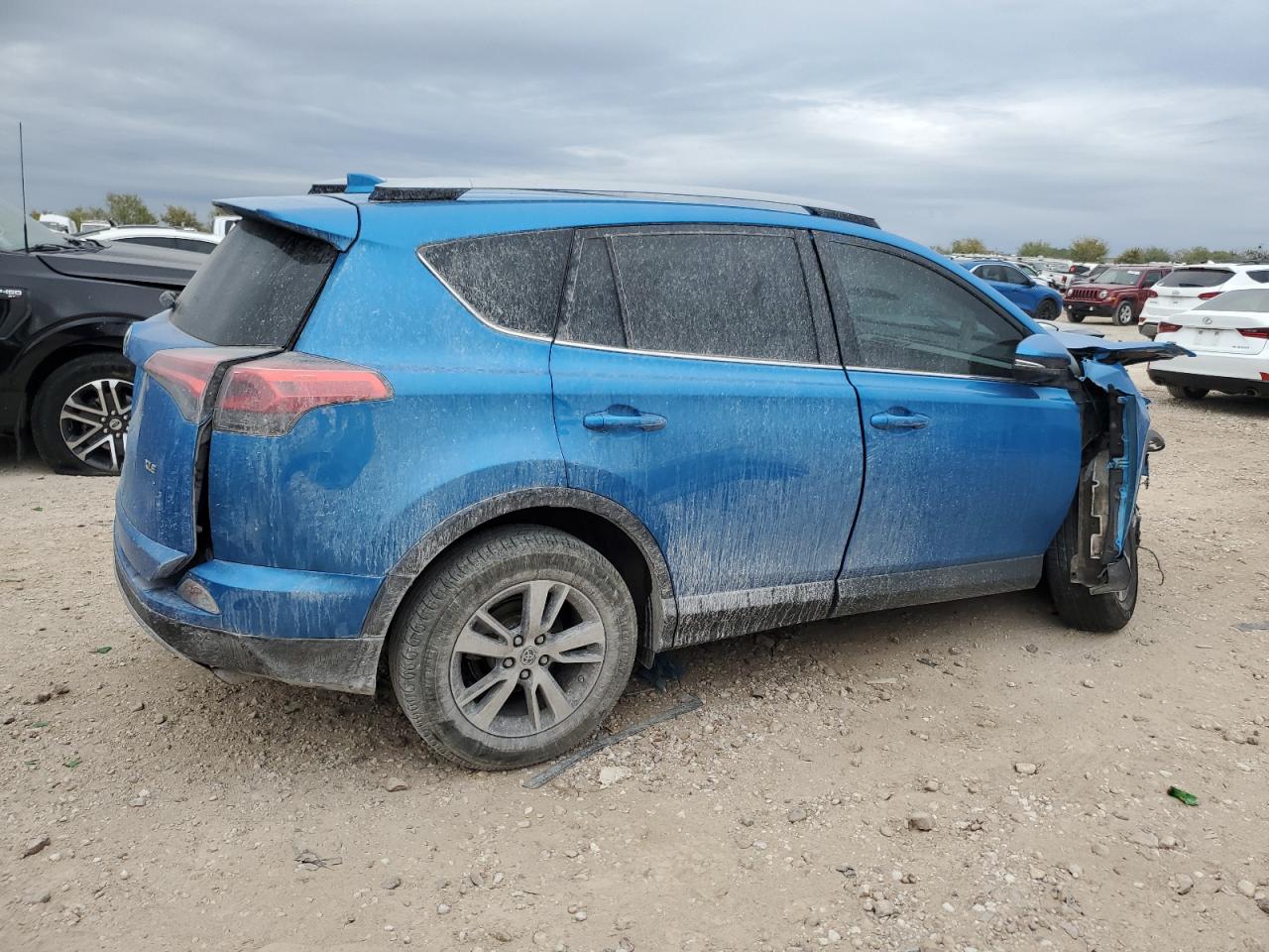 2017 Toyota RAV 4 - Image 3