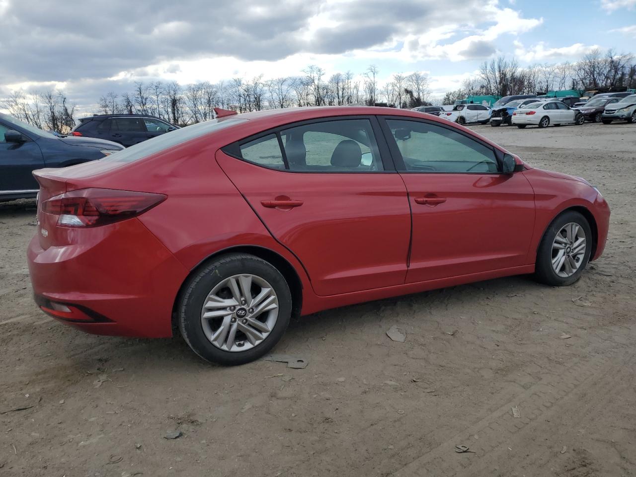 2020 Hyundai Elantra - Image 3