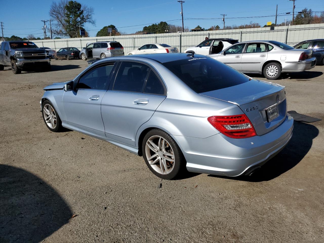 VIN WDDGF4HB5DA763065 2013 MERCEDES-BENZ C-CLASS no.2