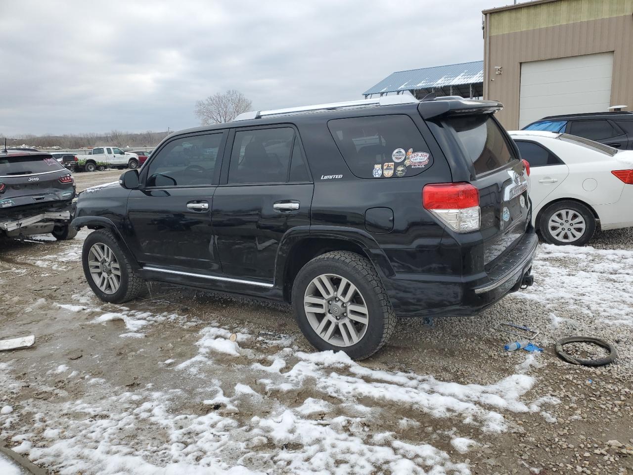 2013 Toyota 4Runner - Image 2