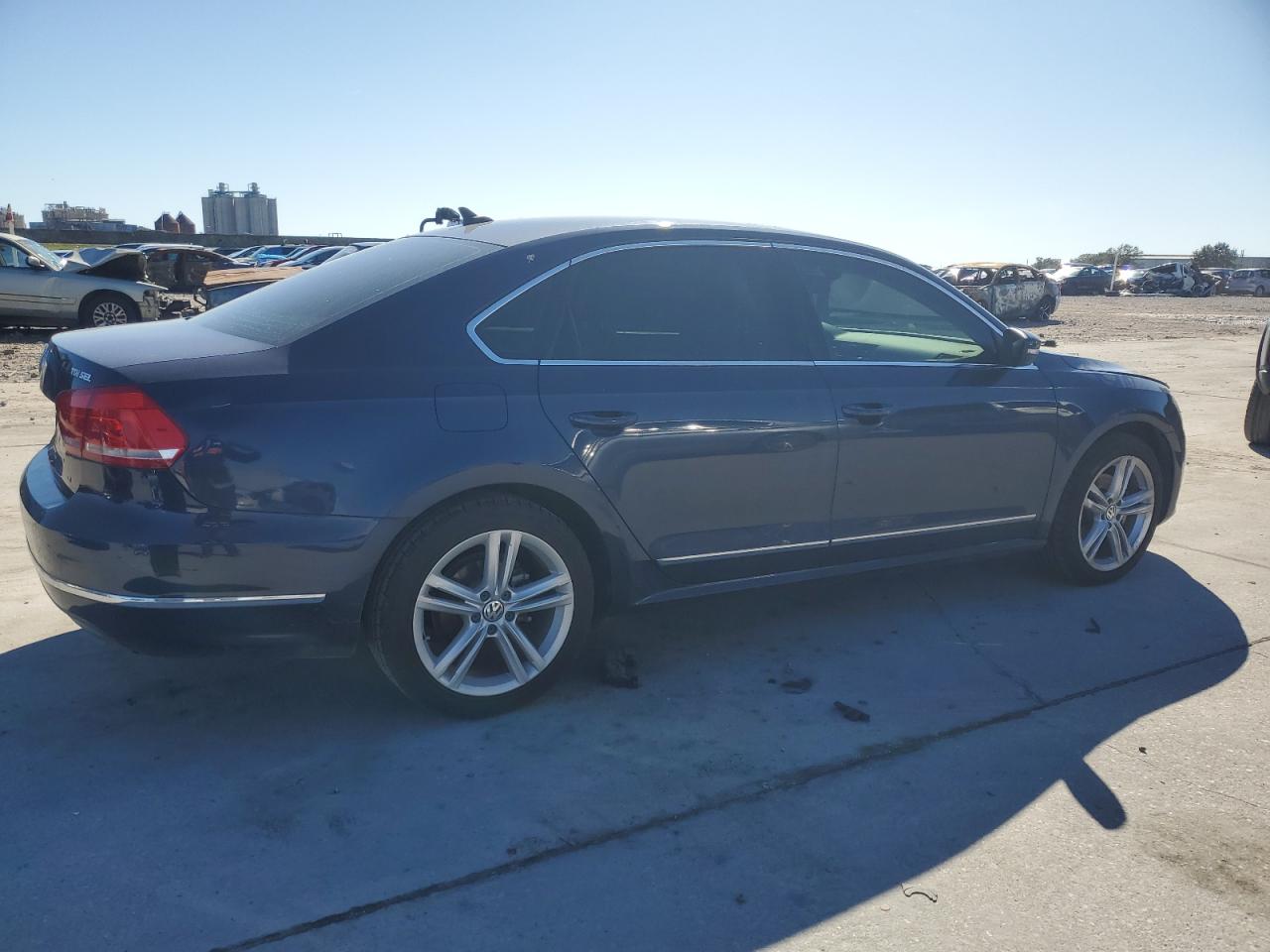 VIN 1VWCN7A38EC117649 2014 VOLKSWAGEN PASSAT no.3