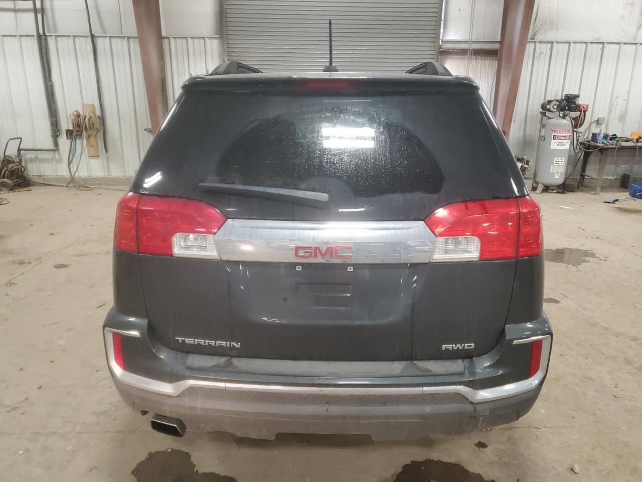 2017 GMC Terrain - Image 6