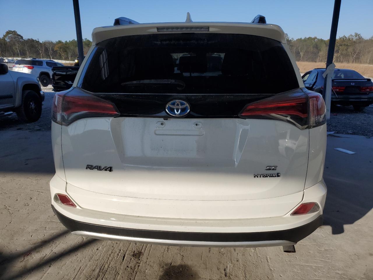 VIN JTMJJREV0HD141553 2017 TOYOTA RAV4 no.6