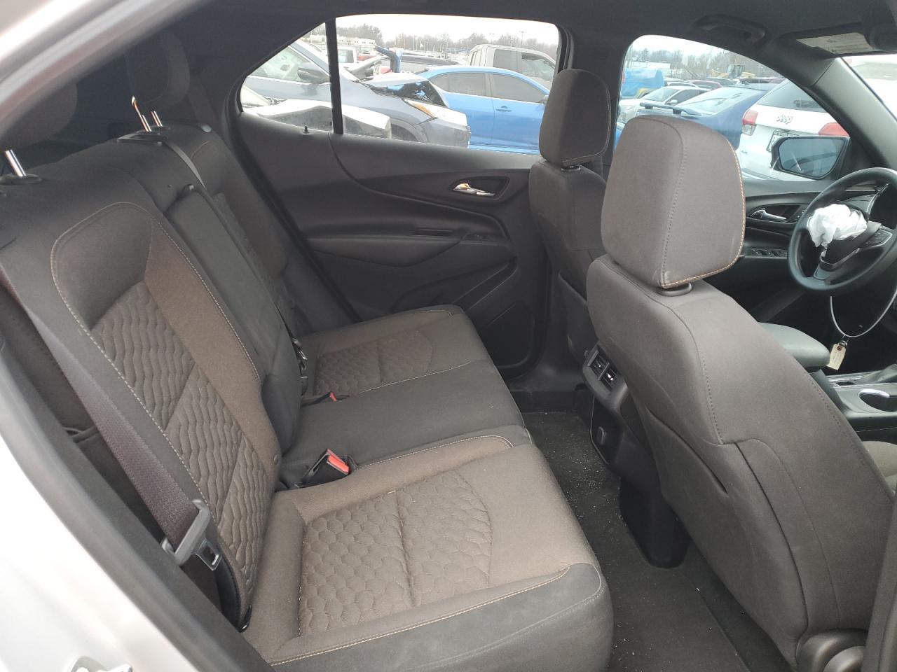 2018 Chevrolet Equinox - Image 11