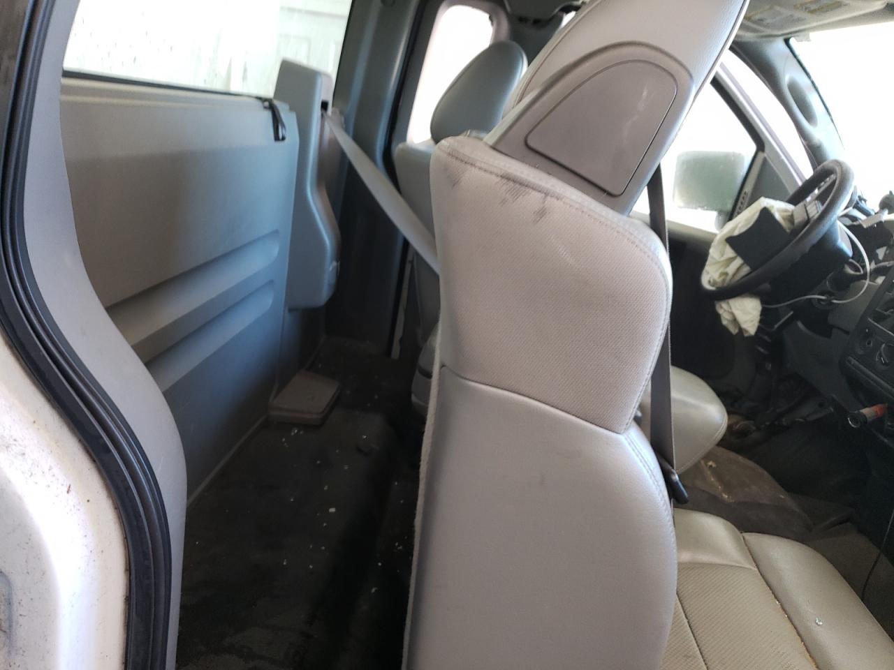 2005 Ford F-150 - Image 11