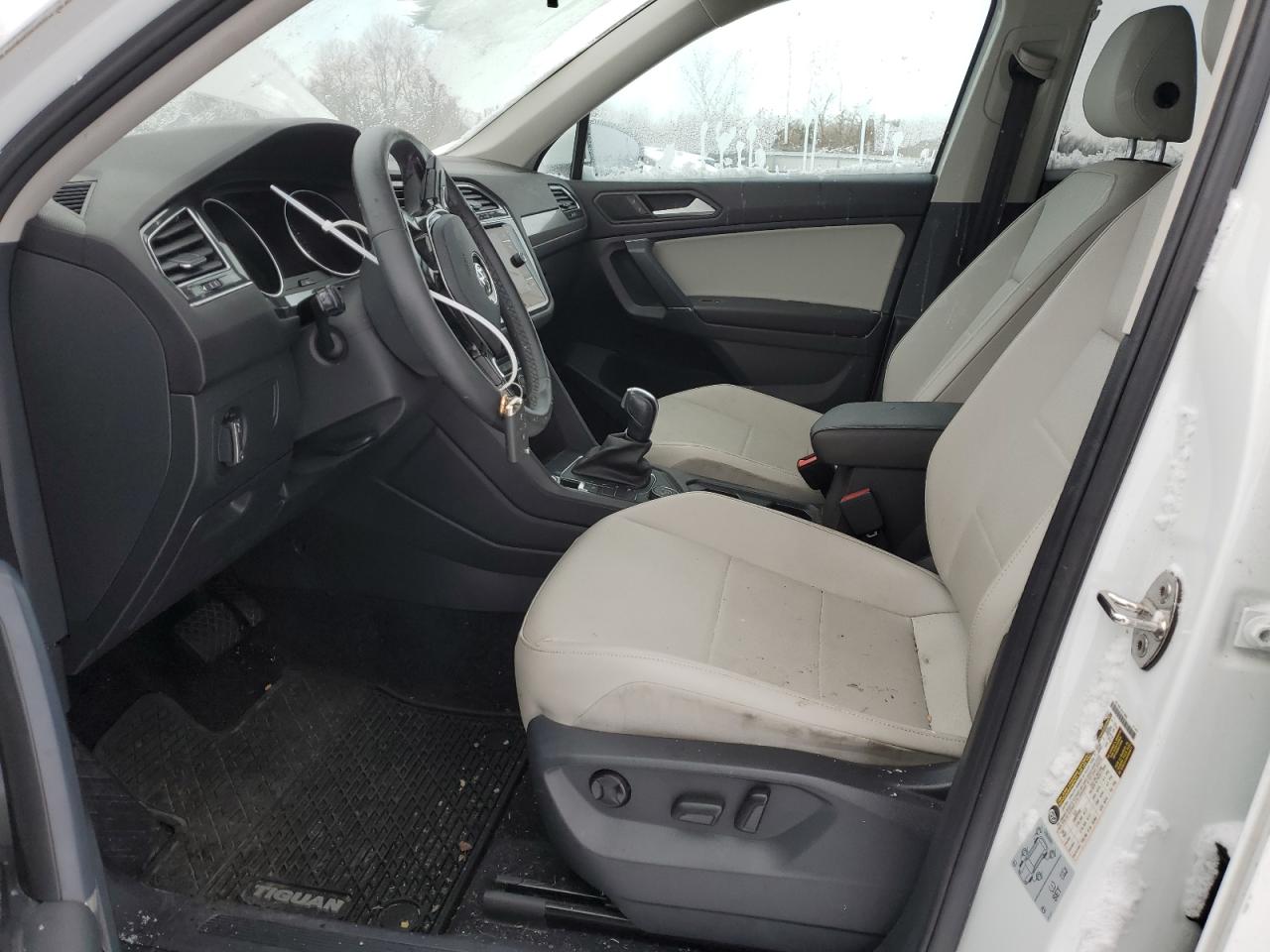 2020 Volkswagen Tiguan - Image 7