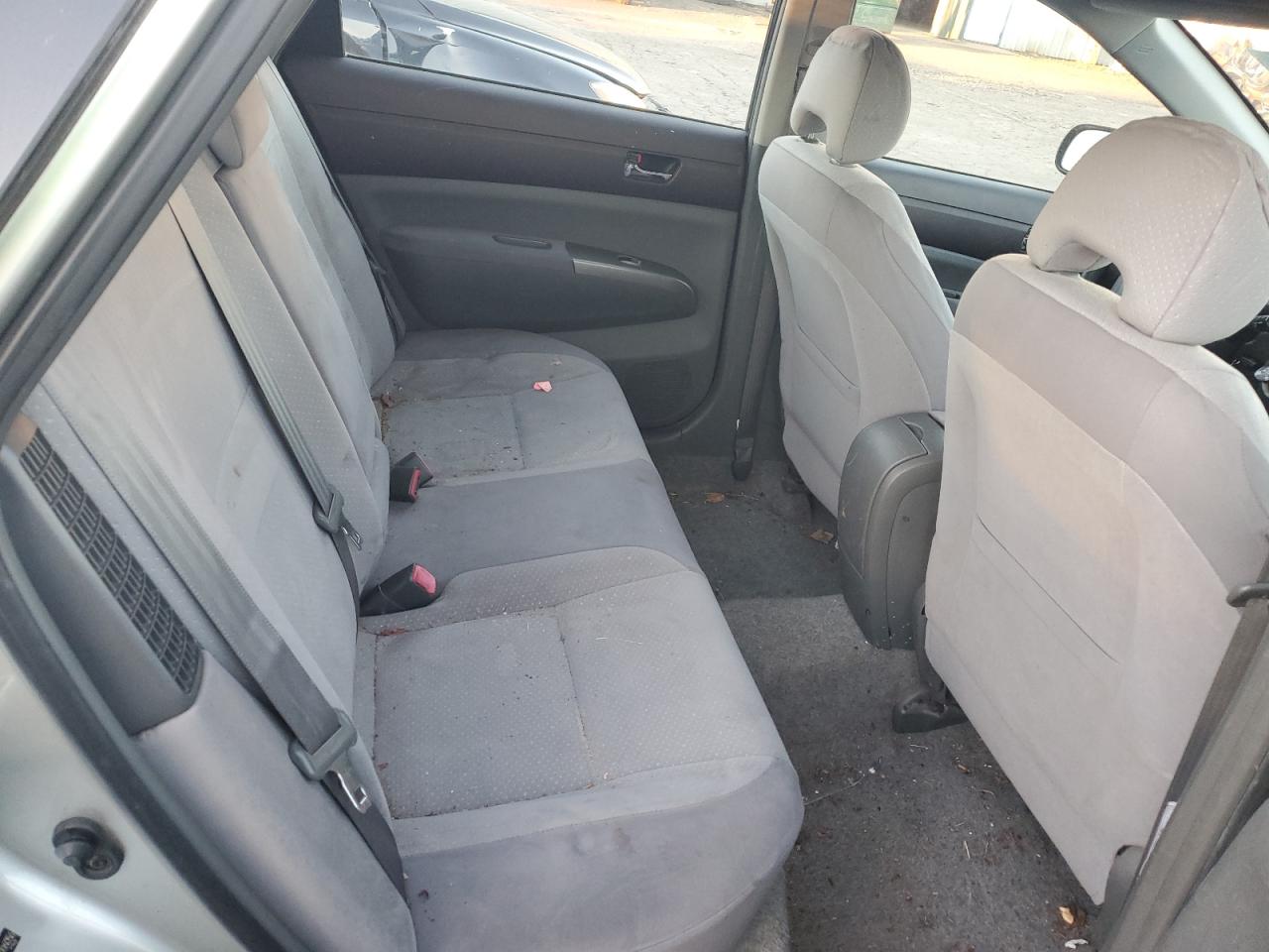 2005 Toyota Prius - Image 10