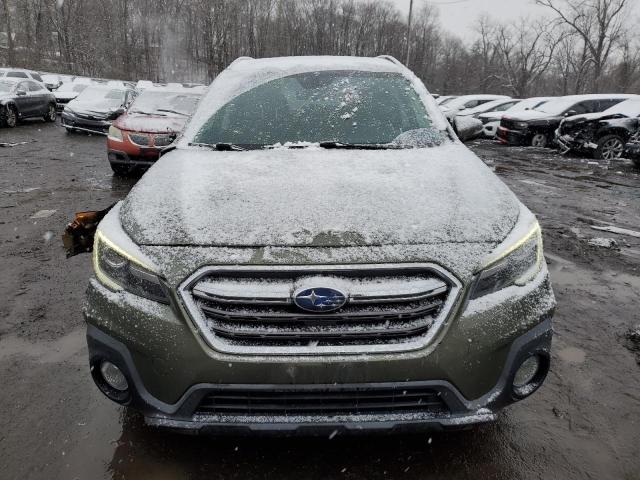  SUBARU OUTBACK 2018 Green