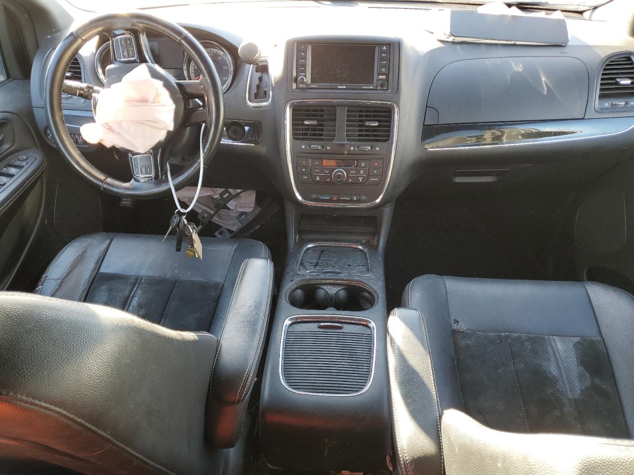 2018 Dodge Caravan - Image 8