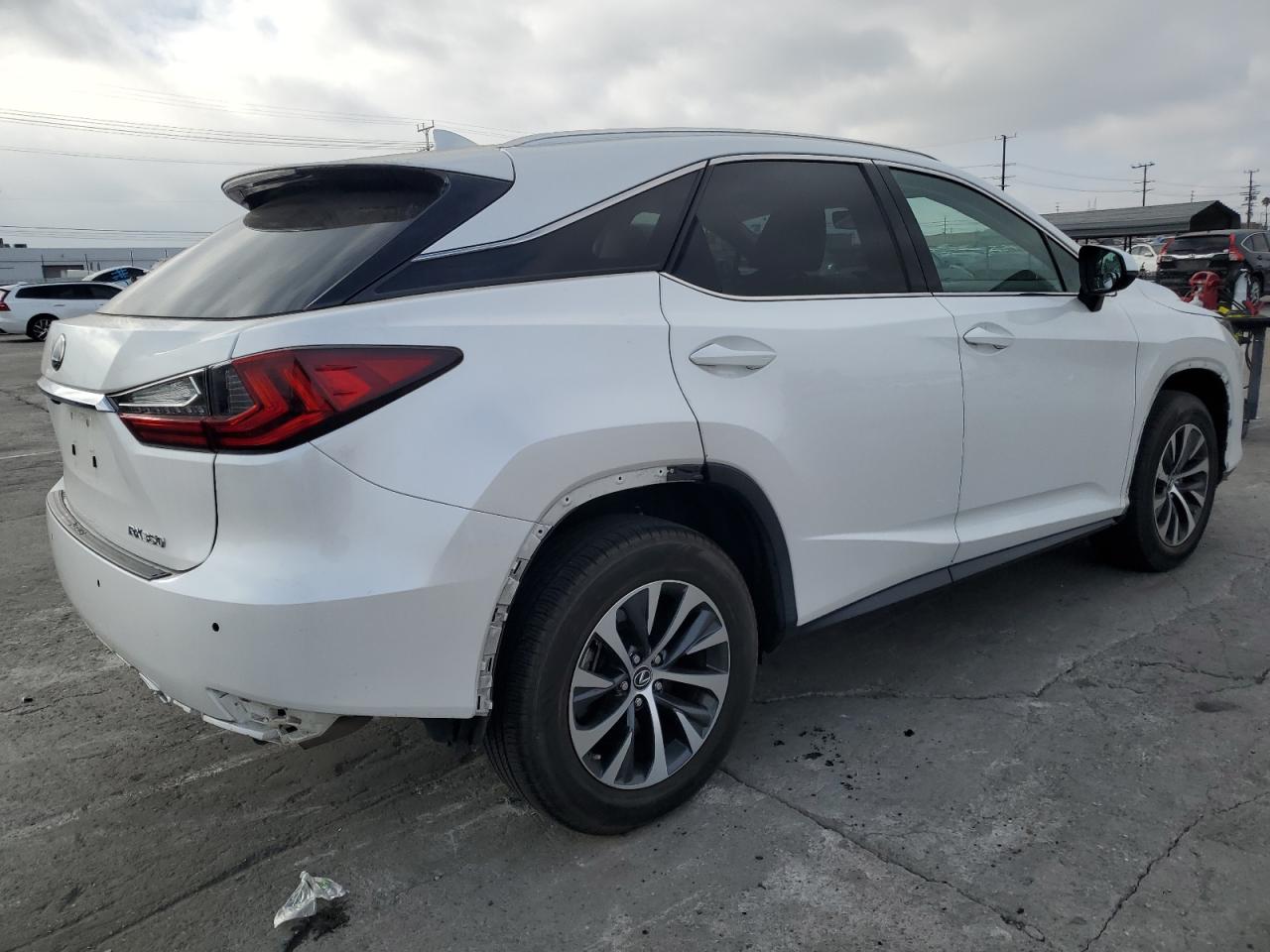2020 Lexus RX - Image 3