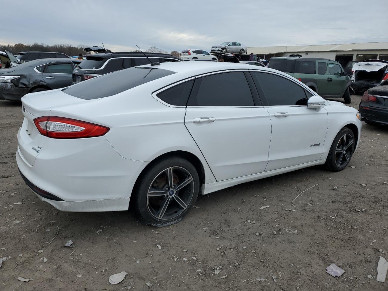 VIN 3FA6P0LU9ER352530 2014 FORD FUSION no.3