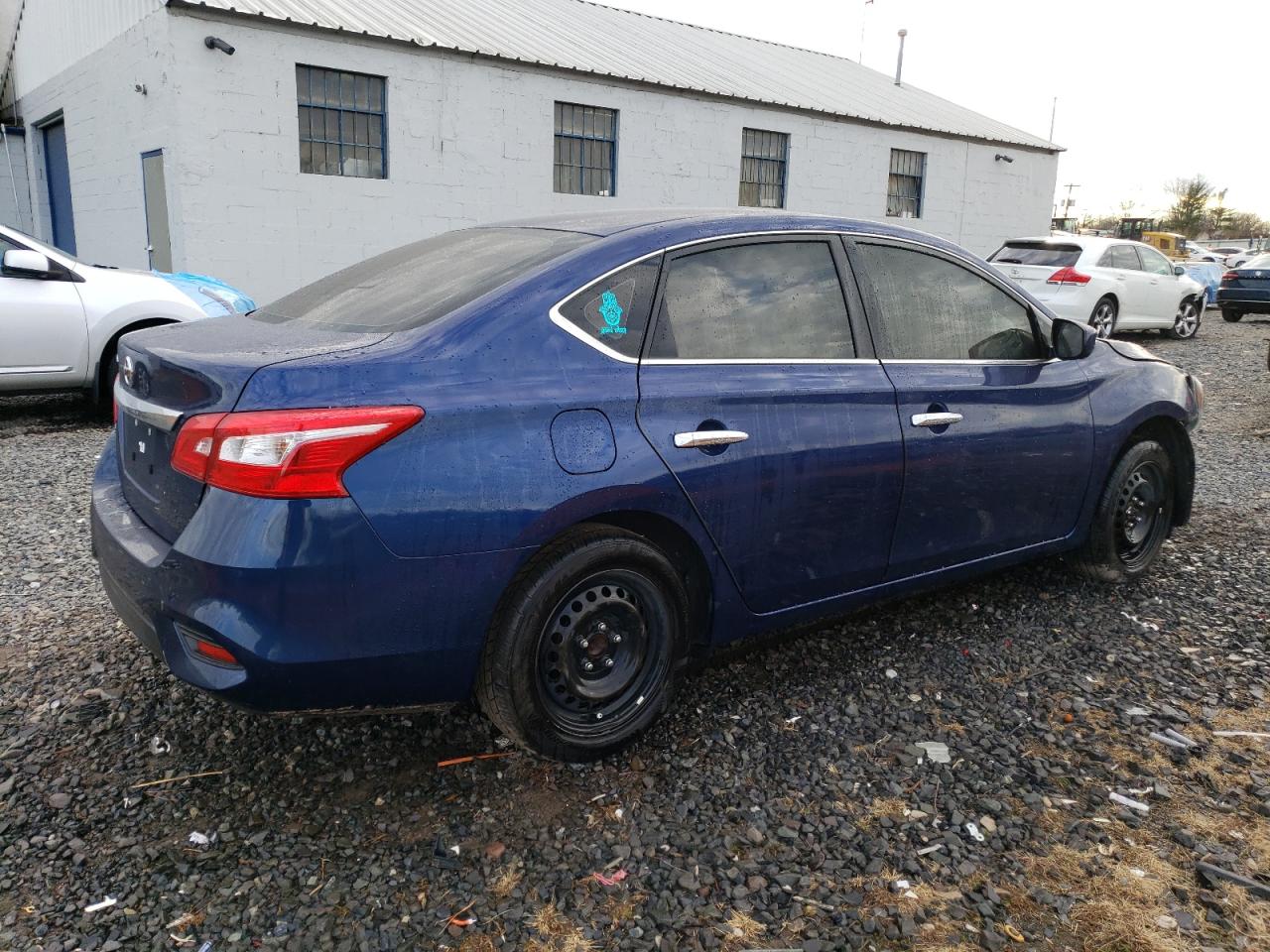 2019 Nissan Sentra - Image 3