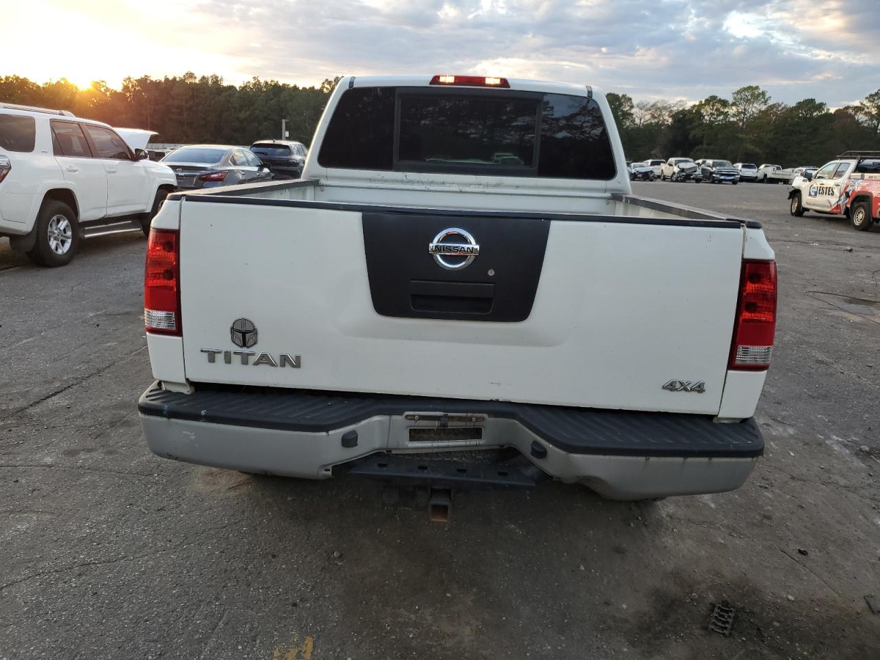 2011 Nissan Titan S VIN: 1N6AA0EJ1BN306985 Lot: 85317494