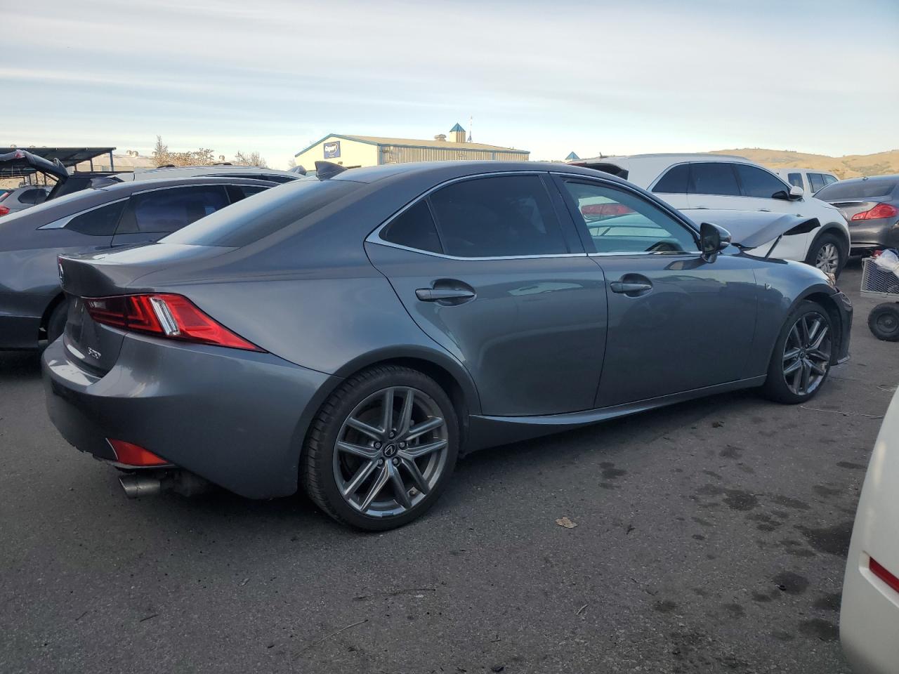 2014 Lexus IS - Image 3
