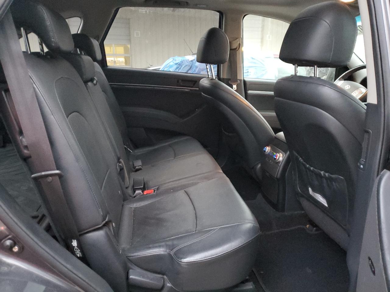 2010 Hyundai Veracruz - Image 11