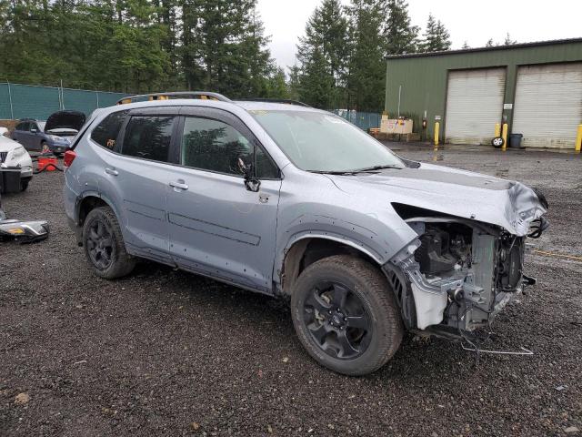  SUBARU FORESTER 2023 Серебристый