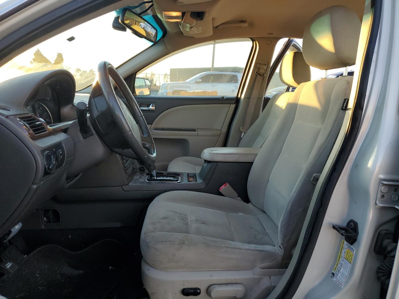 2008 Ford Taurus - Image 7