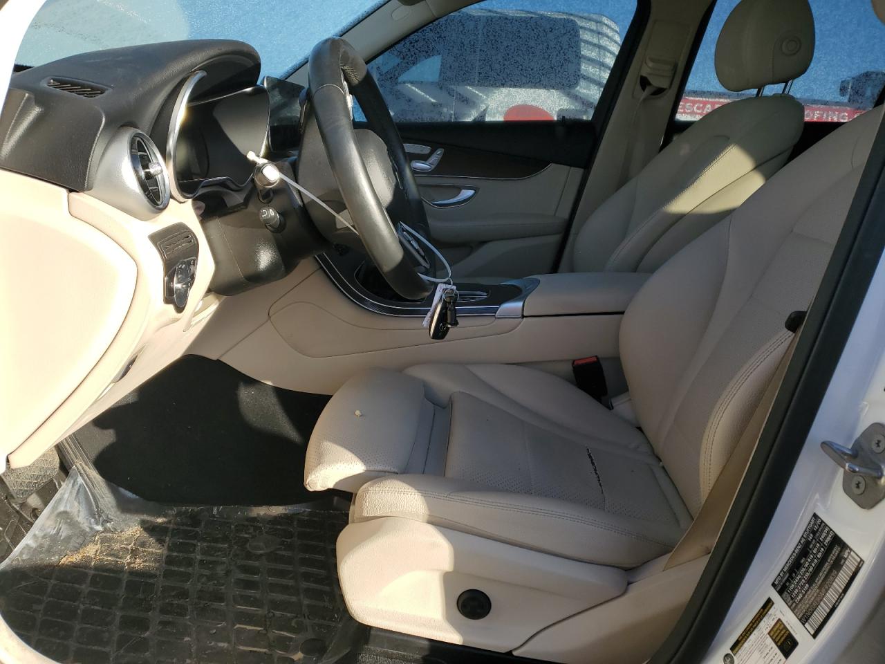 2021 Mercedes-Benz GLC - Image 7