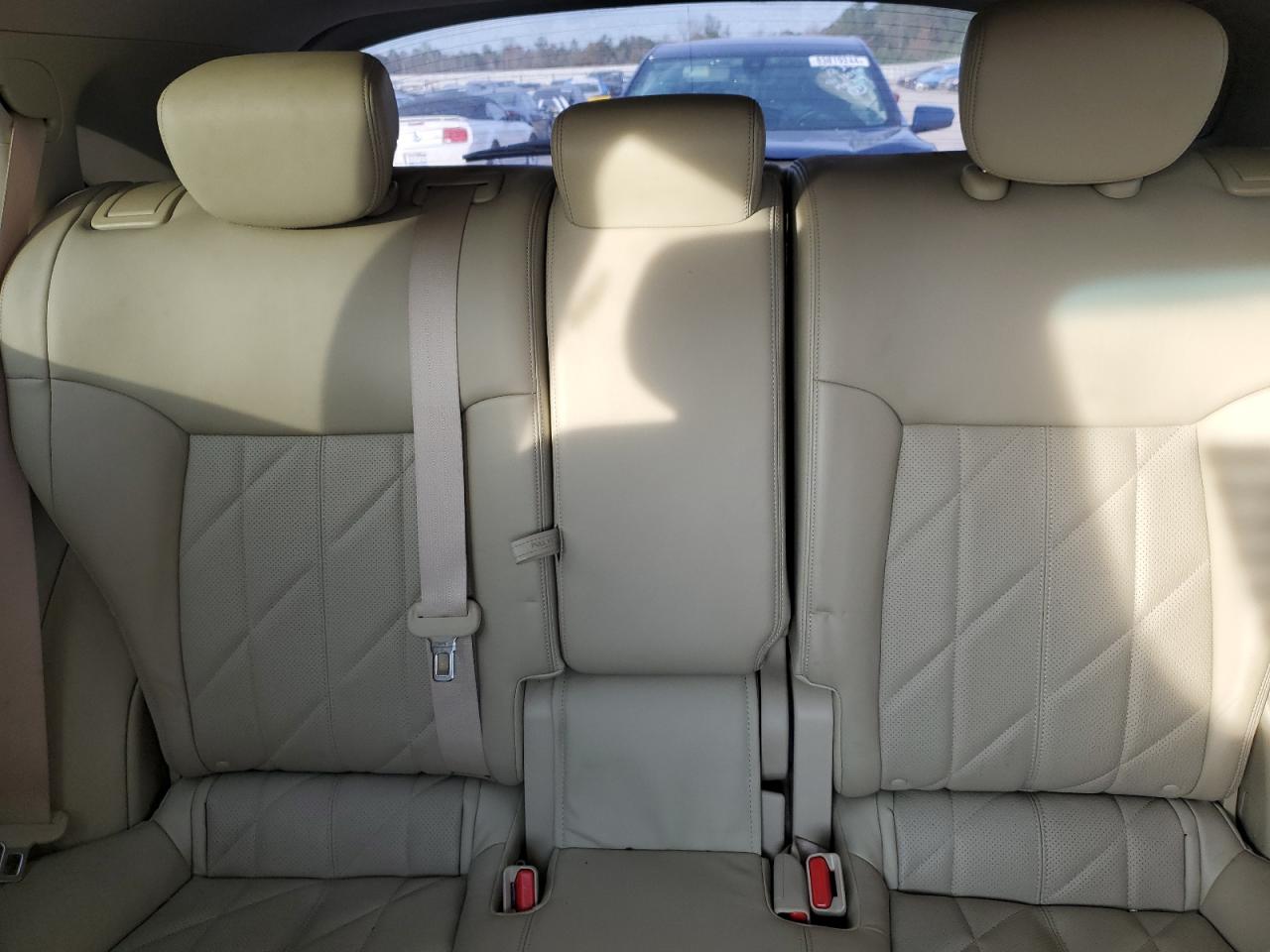 2011 Infiniti FX - Image 10