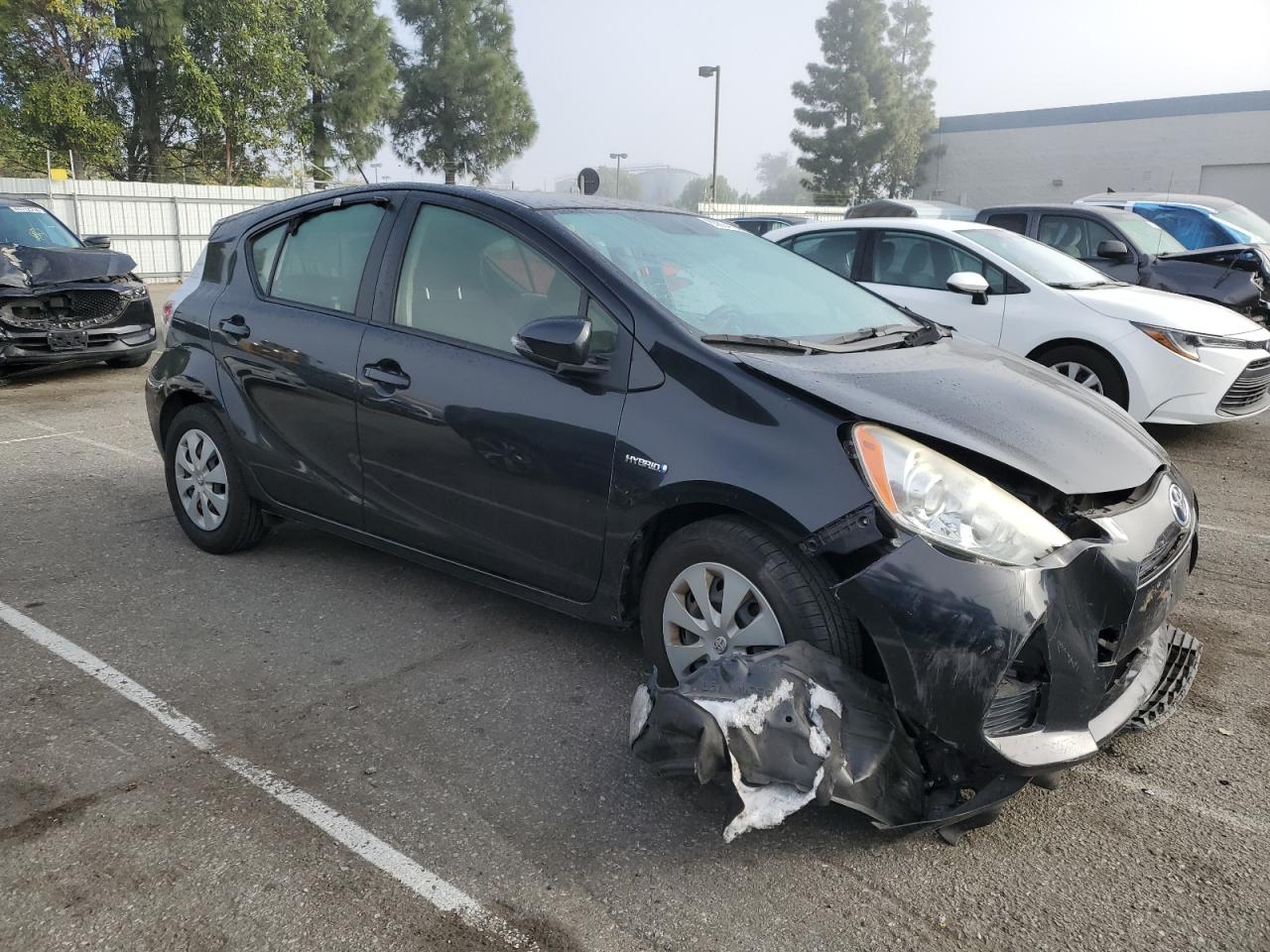 VIN JTDKDTB31D1548546 2013 TOYOTA PRIUS no.4