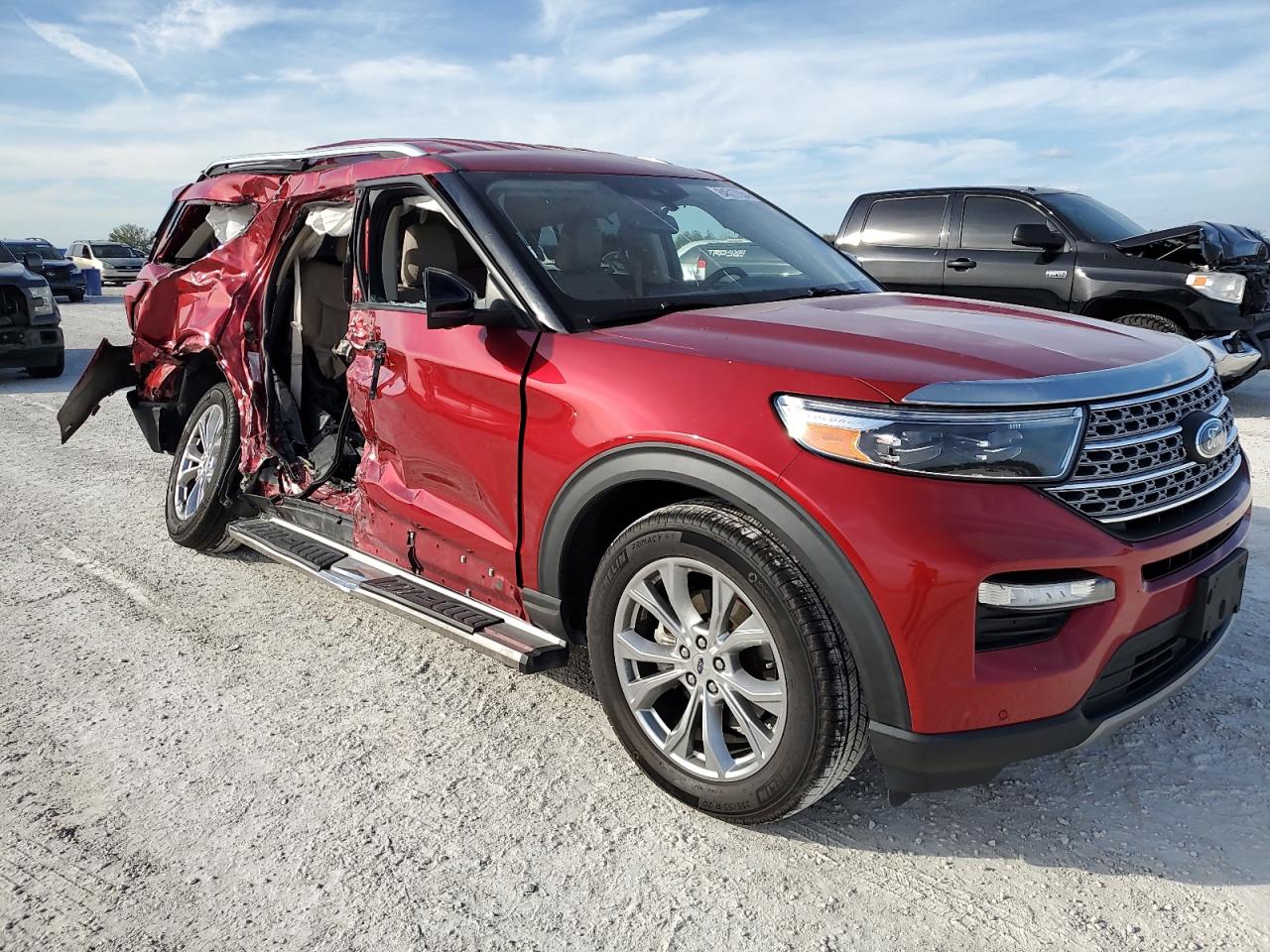 2021 Ford Explorer - Image 4