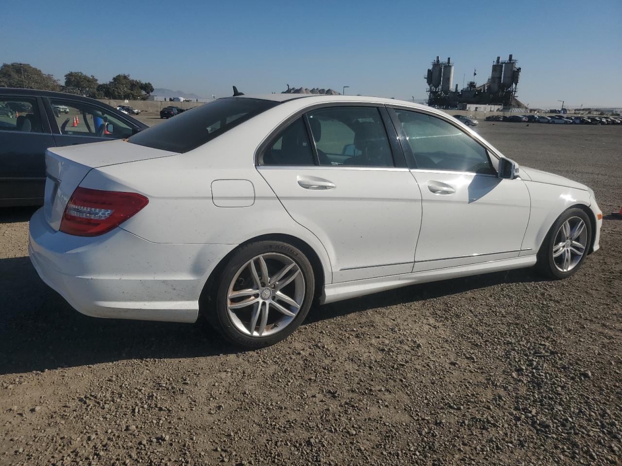 VIN WDDGF4HB2DA800296 2013 MERCEDES-BENZ C-CLASS no.3