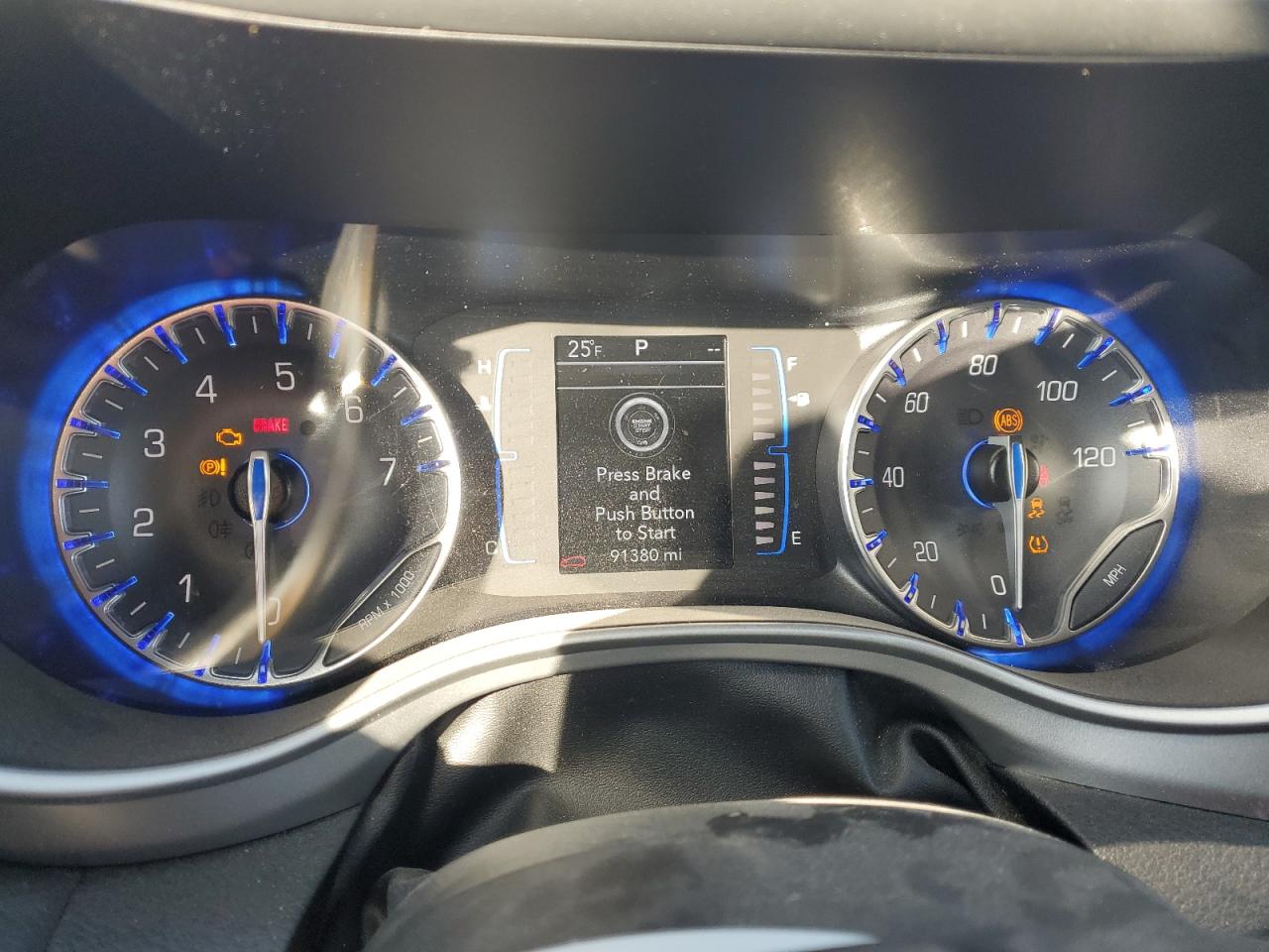 2020 Chrysler Pacifica Touring VIN: 2C4RC1FG4LR229946 Lot: 82156414