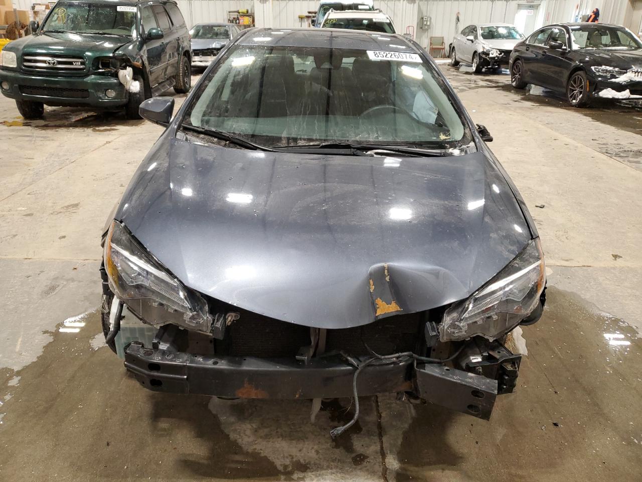 VIN 5YFBURHE3JP756995 2018 TOYOTA COROLLA no.5