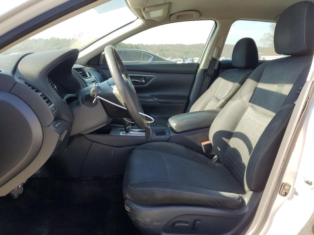 2017 Nissan Altima - Image 7