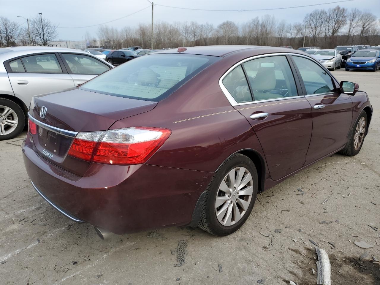 VIN 1HGCR2F82EA175753 2014 HONDA ACCORD no.3